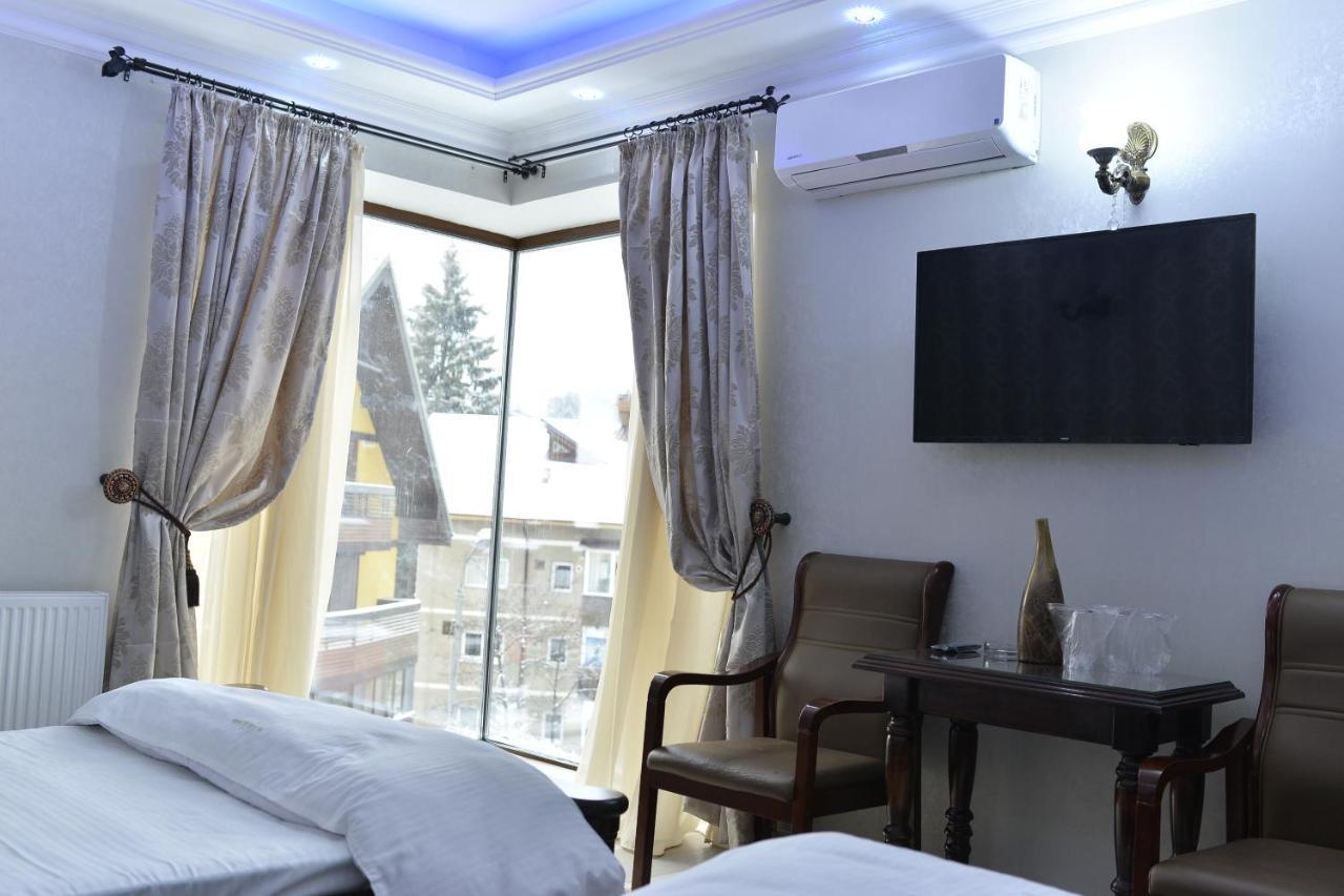 Edy'S Royal Predeal Hotell Exteriör bild