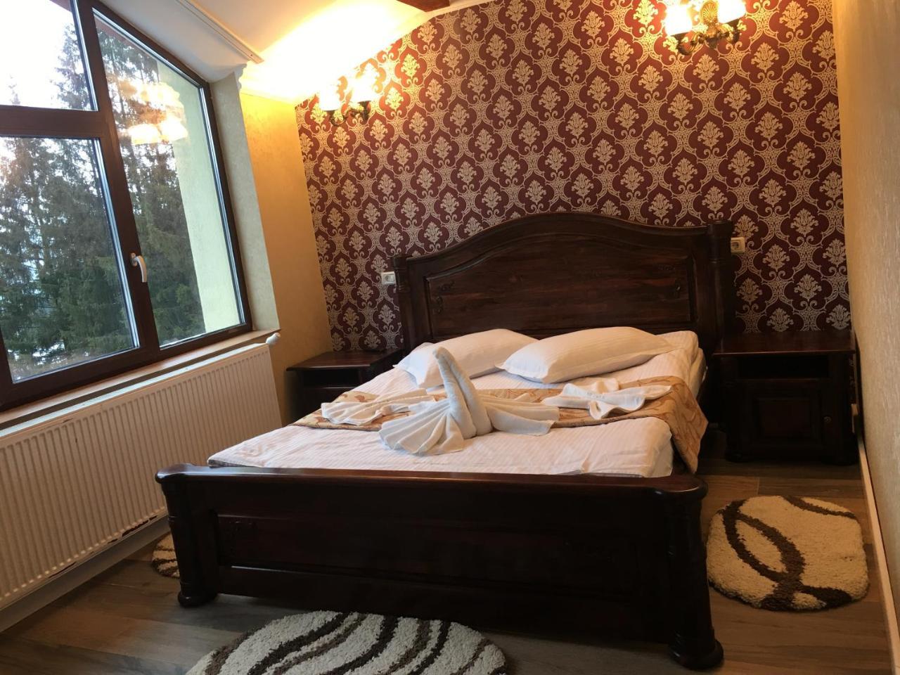 Edy'S Royal Predeal Hotell Exteriör bild